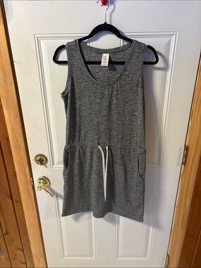 Soft Dress Heather Gray Sleeveless Drawstring Pocket Tunic Size Small